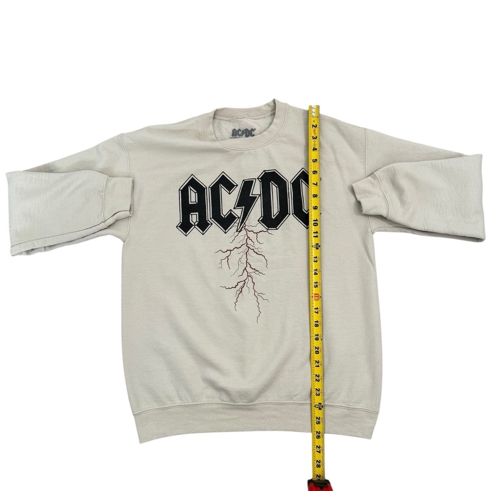 AC/DC Men's Medium Crewneck‎ Sweatshirt – Beige Lightning Bolt Graphic - Picture 4 of 5